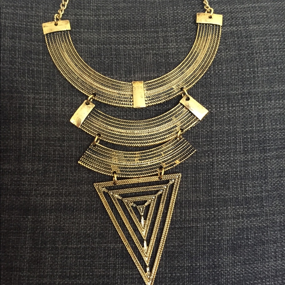 antique Gold tire necklace